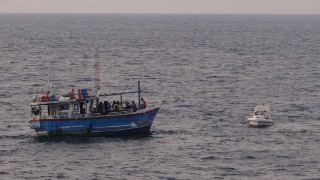 Sri Lankan boat with 100kg heroin seized by Indian Coast Guard
