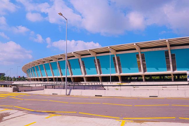 Basil directs authorities to open new Manning Market by next Monday