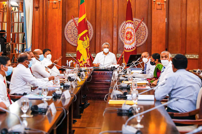 President stresses on expediting renewable energy generation
