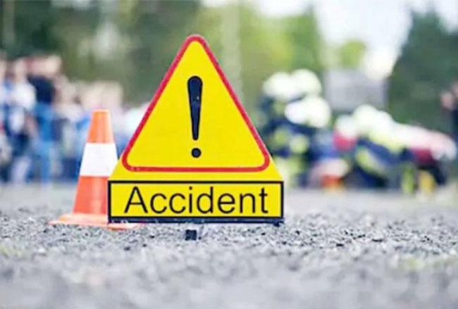 Three men dead after vehicle hits parapet wall