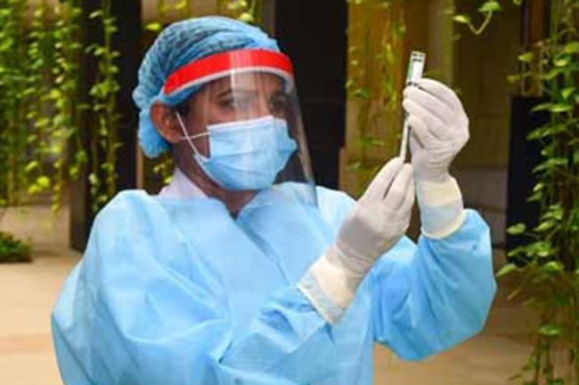 More public, private sector workers to be vaccinated this weekend