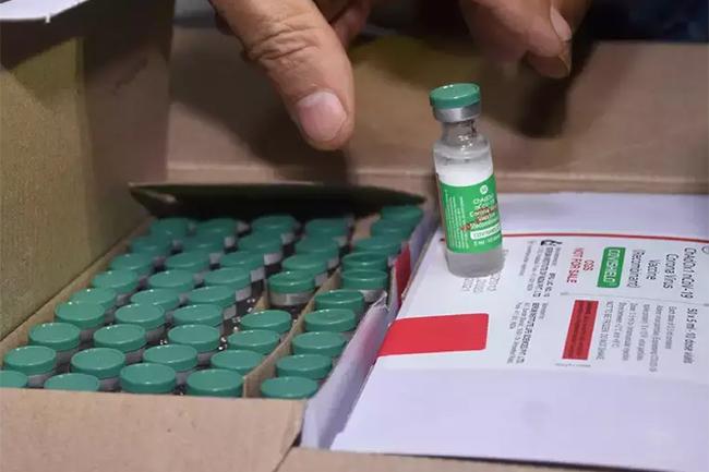 500,000 Covid-19 vaccine doses arrive from India