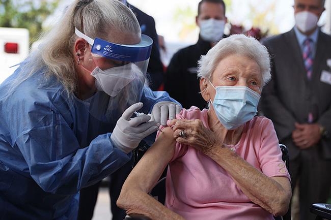 Pfizer and AstraZeneca COVID jabs ‘highly effective’ in elderly: UK study