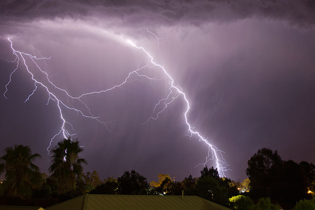 Advisory issued for thundershowers, severe lightning in four provinces