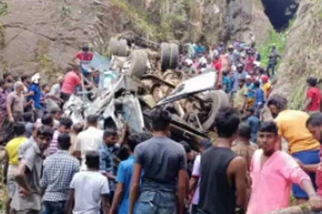 Fourteen dead, dozens injured after bus falls down precipice