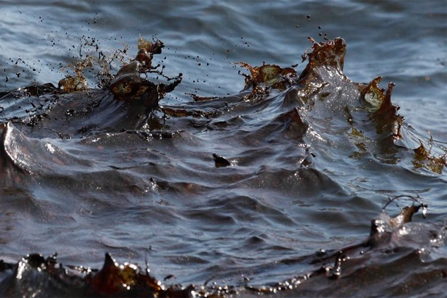 Legal action against several companies over improper fuel oil discarding practices