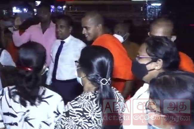 Ven. Jamburewela Chandrarathana Thero released on police bail