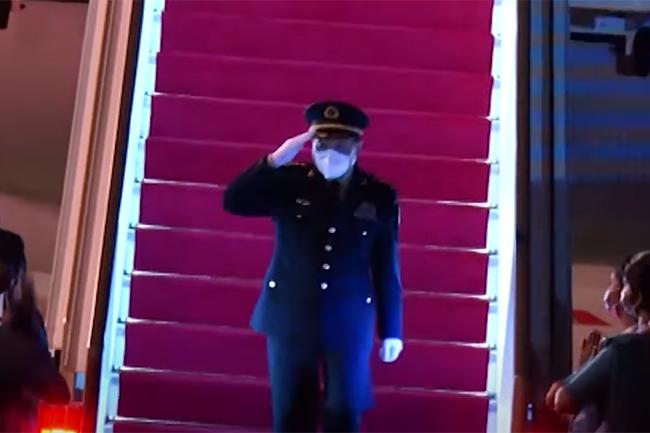 Chinese Defence Minister arrives in Sri Lanka
