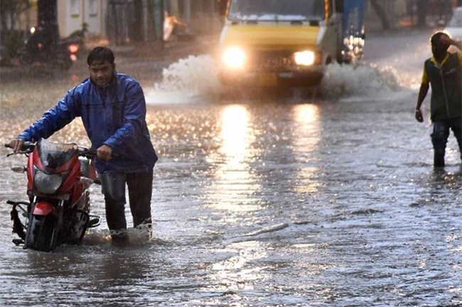 Met. Dept. warns of downpours of about 150mm in parts of the island