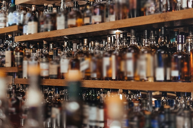 All wine stores, liquor shops closed daily at 6pm