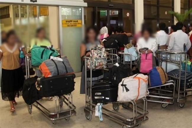 Cabinet nod to introduce insurance scheme for Lankan migrant workers