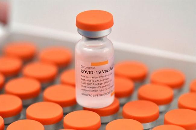 Plans afoot to manufacture Sinovac COVID vaccines in Sri Lanka - State Minister
