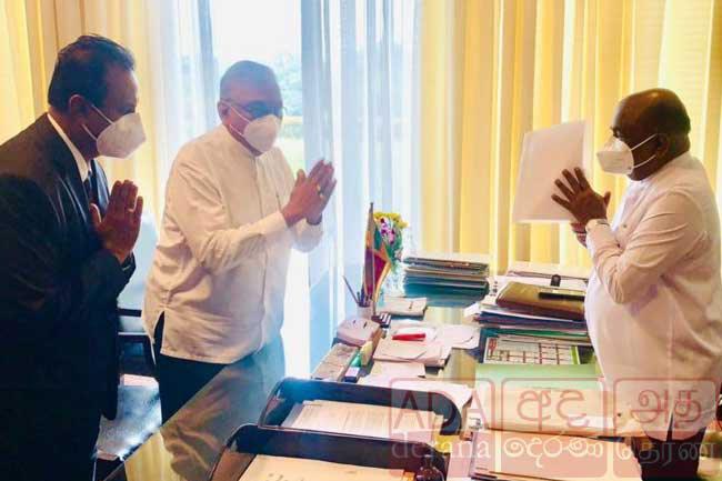 SJB no-confidence motion against Gammanpila submitted to Speaker