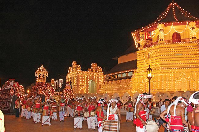 Kandy Esala Perahera to parade without spectators this year