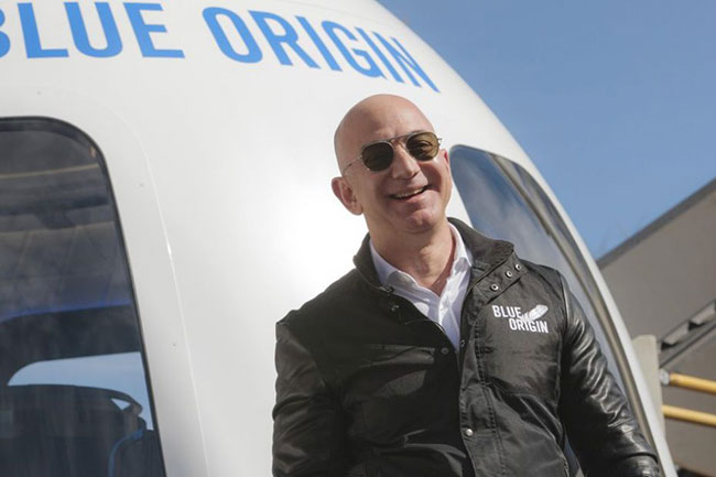 Jeff Bezos’ Blue Origin sues NASA over SpaceX Moon contract