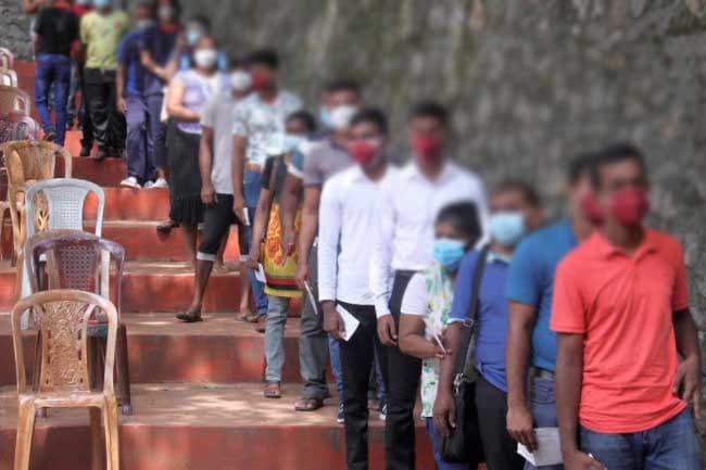 Sri Lankans over 18 will be fully vaccinated by November end - Keheliya
