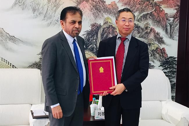 Sinopharm Group keen on setting up vaccine refilling plant in Sri Lanka