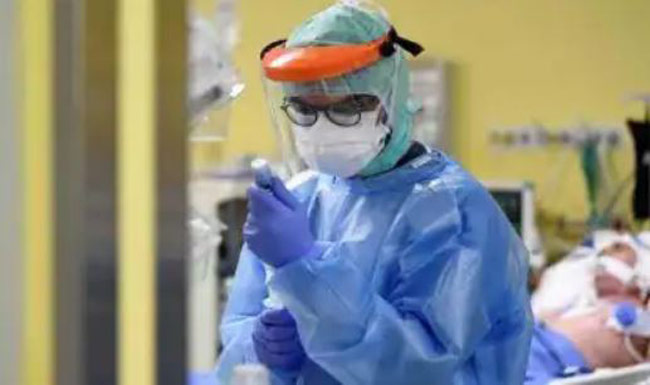 Extending lockdown among medical specialists’ recommendations to curb pandemic