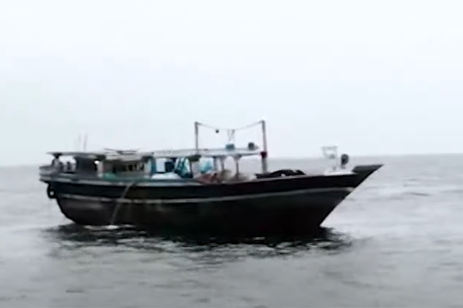 Navy foils another heroin smuggling attempt, apprehends 9 foreign nationals