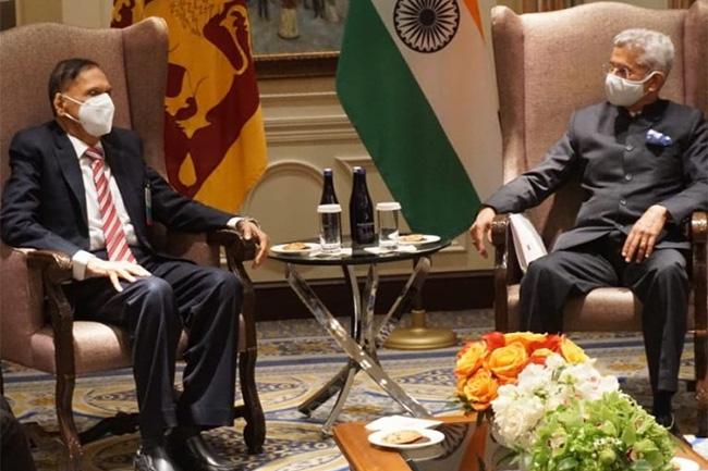 Sri Lankan, Indian foreign ministers hold comprehensive bilateral talks in NY