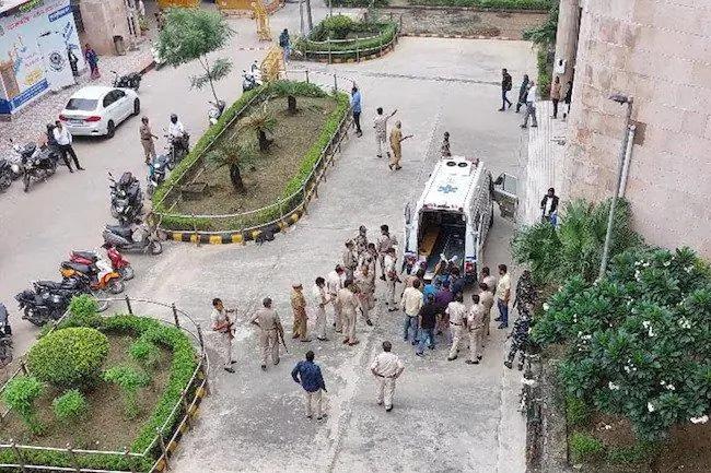 Indian gangster among three shot dead inside Delhi court
