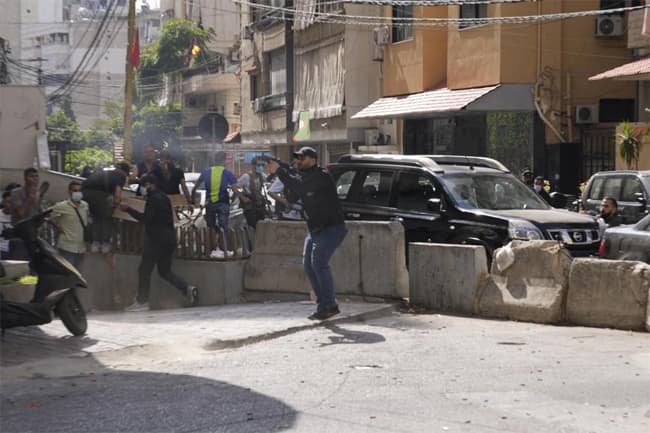 Five killed in deadly clashes in Lebanese capital