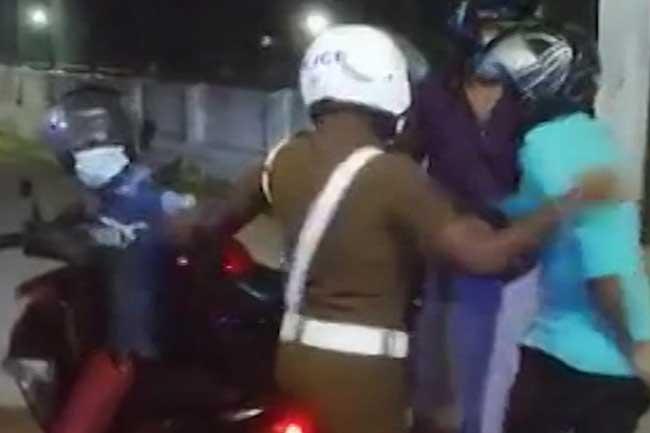 Cop interdicted for assaulting two youths in Eravur