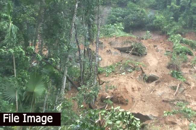 One rescued, two missing in earth slip in Kegalle