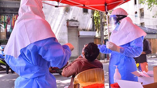 Daily count of new Covid-19 cases reaches 732