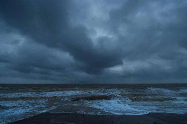 Weather advisory for low-pressure area developing in vicinity of Sri Lanka