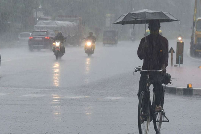 Showers or thundershowers in several areas in late hours of Thursday