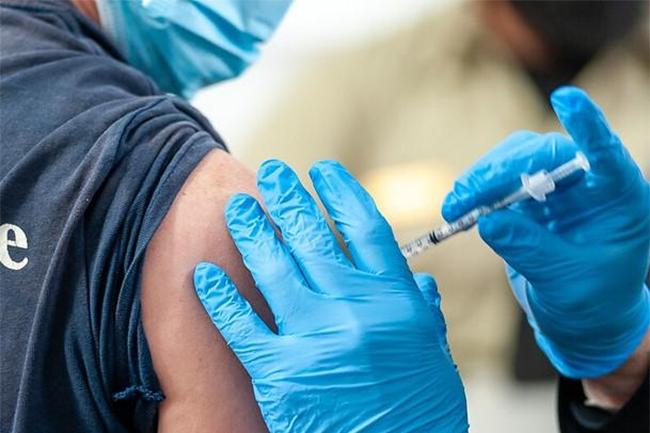 UK study finds mixing some COVID shots gives better immune response