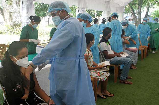 Over-30s in Colombo city to receive Pfizer booster dose from tomorrow