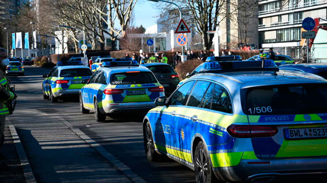 Several wounded in shooting in German city; gunman dead