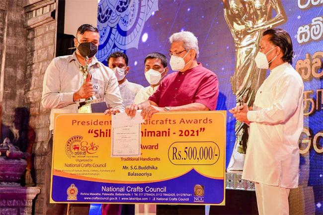 “Shilpa Abhimani 2021” lauds creative works of traditional, modern artisans
