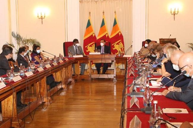 Sri Lanka foreign minister briefs diplomatic corps on human rights progress
