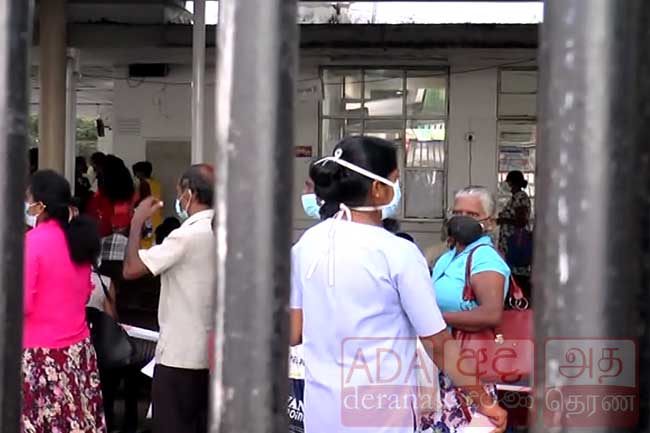 Health trade unions launch strike