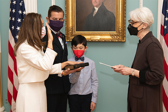 Julie Chung sworn in as new US ambassador to Sri Lanka