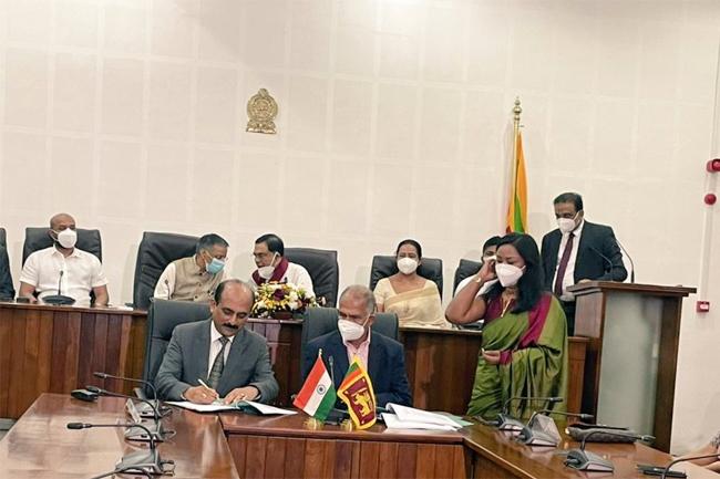 Sri Lanka, India ink joint venture agreement for solar power plant in Sampur