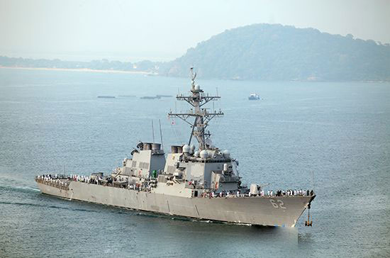 USS Fitzgerald arrives at Trincomalee Port