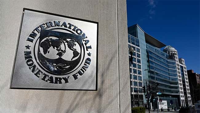 Finance Minister and delegation leave for talks with IMF