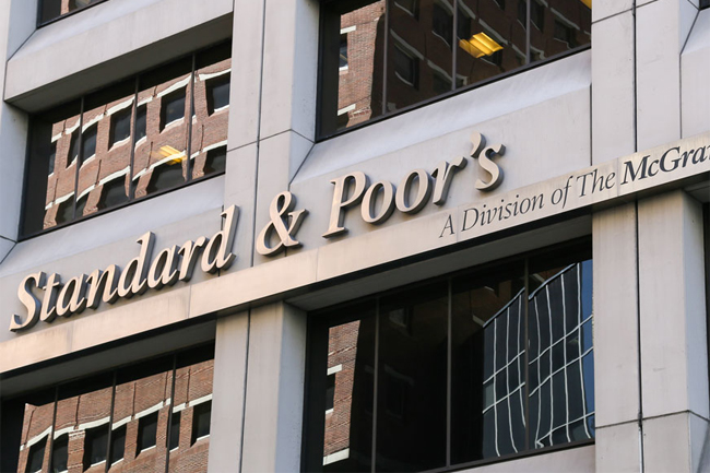 S&P downgrades Sri Lanka to ‘selective default’ after missed payment