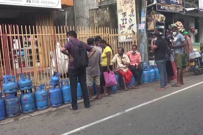 Litro urges public not to wait in queues for LP gas