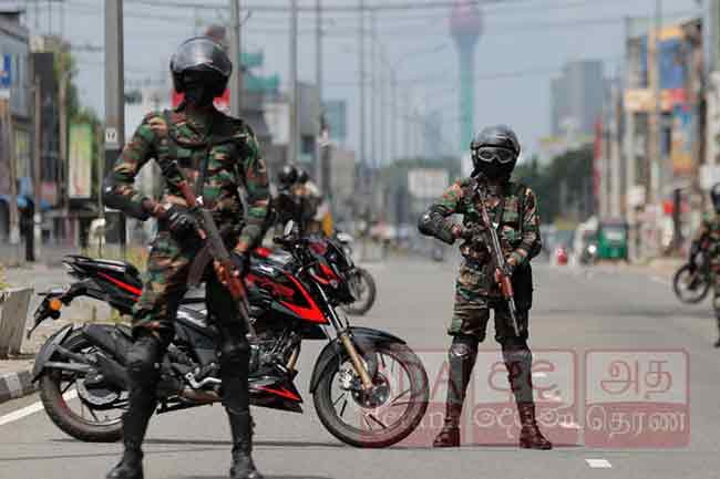Armed forces ordered to open fire on those looting or causing physical harm
