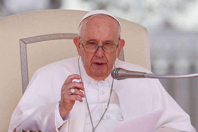 Pope urges calm in Sri Lanka, wants authorities to listen to people’s aspirations