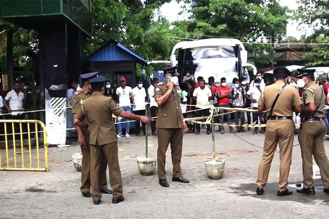One dead, another critical after shooting at Bastian Mawatha