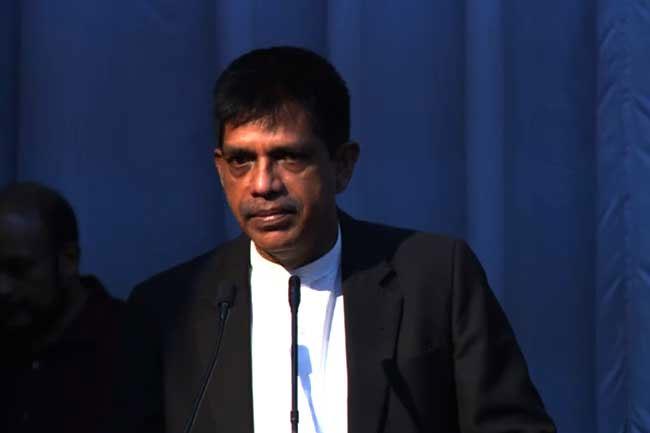 Secretary to Public Administration Ministry sounds warning