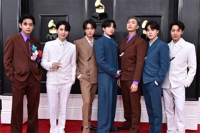 K-pop supergroup BTS announces hiatus to pursue solo projects