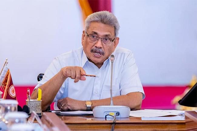 President emphasizes decentralizing all public services at district, divisional levels