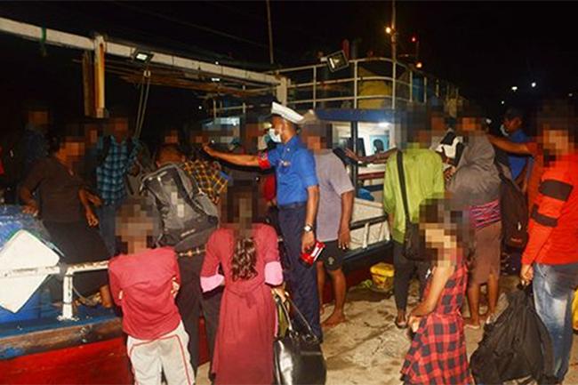 Navy apprehends 47 people attempting to illegally migrate from island
